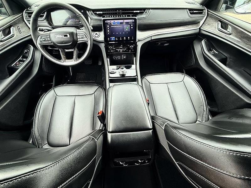 Jeep Grand Cherokee  2025