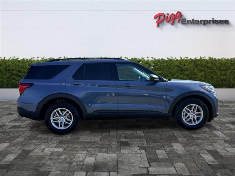 Ford Explorer  2026