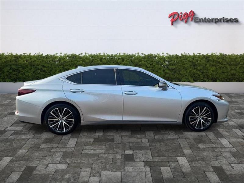 Lexus ES 350  2024