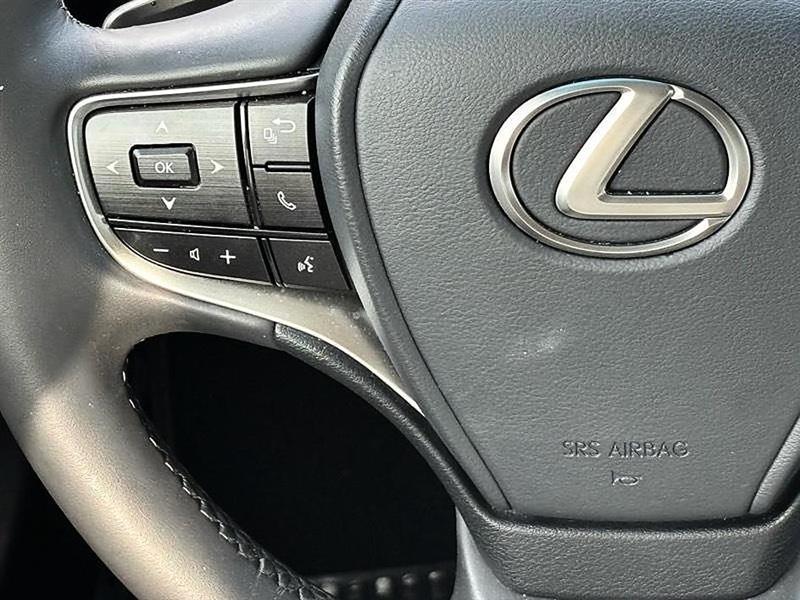 Lexus ES 350  2024