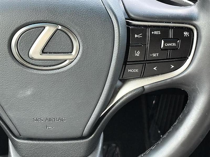 Lexus ES 350  2024