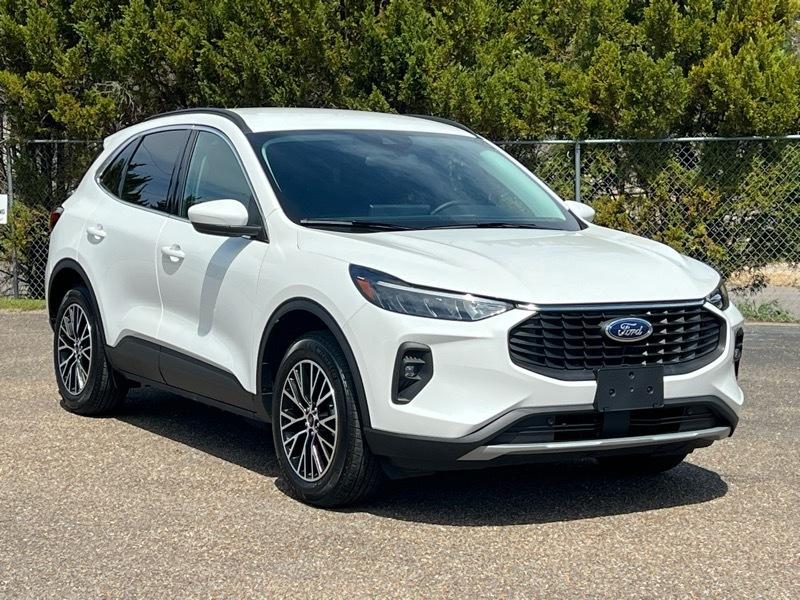 Ford Escape  2025