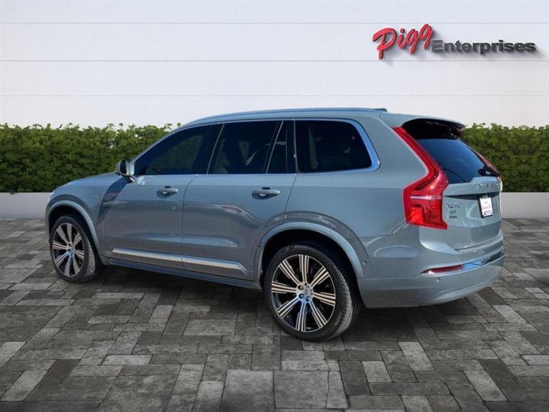 Volvo XC90  2023
