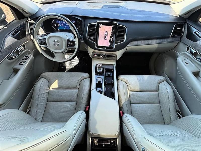 Volvo XC90  2023