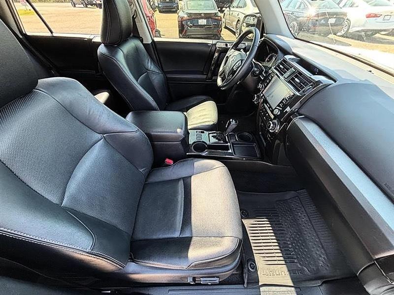 Toyota 4Runner  2021