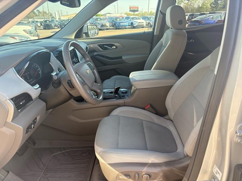 Chevrolet Traverse  2021