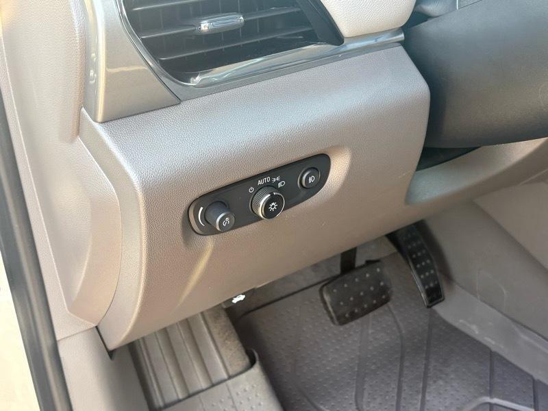 Chevrolet Traverse  2021