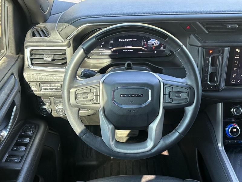 GMC Yukon XL Denali 4WD 2024