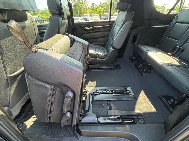 GMC Yukon XL Denali 4WD 2024