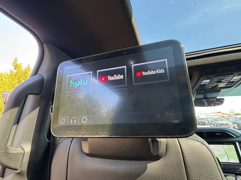 GMC Yukon XL Denali 4WD 2024