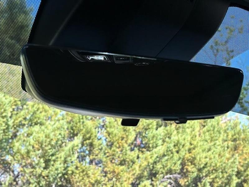 GMC Yukon XL Denali 4WD 2024