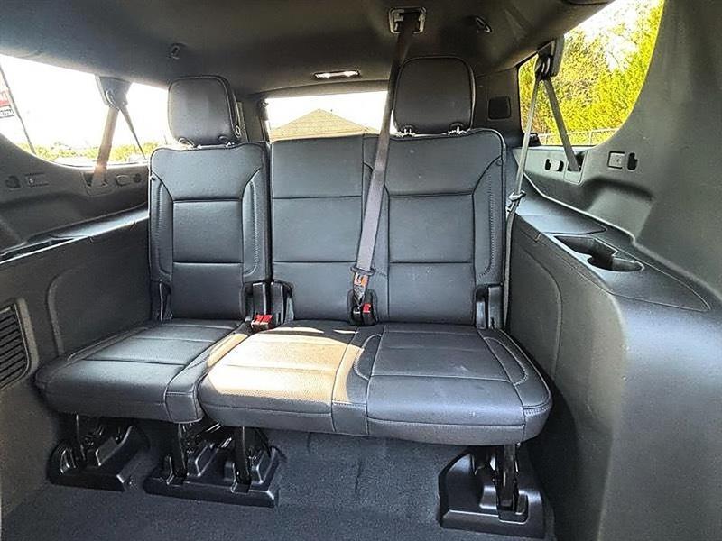 GMC Yukon XL Denali 4WD 2024