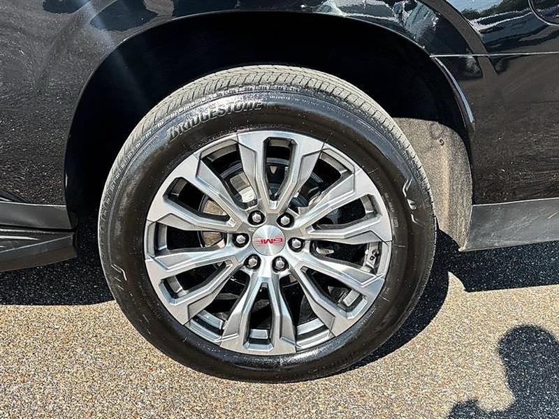 GMC Yukon XL Denali 4WD 2024