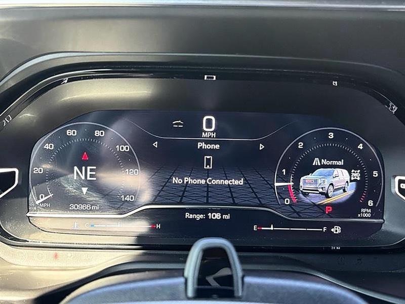 GMC Yukon XL Denali 4WD 2024