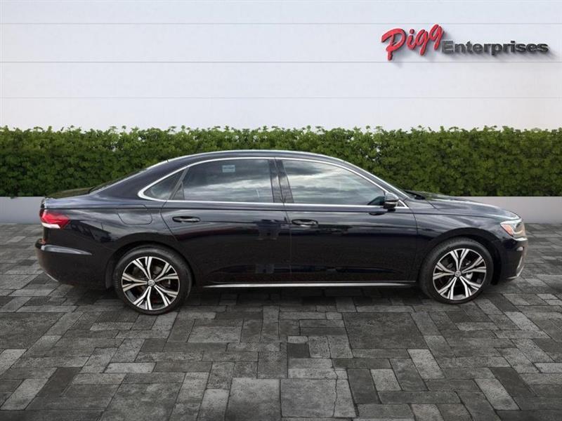 Volkswagen Passat  2021