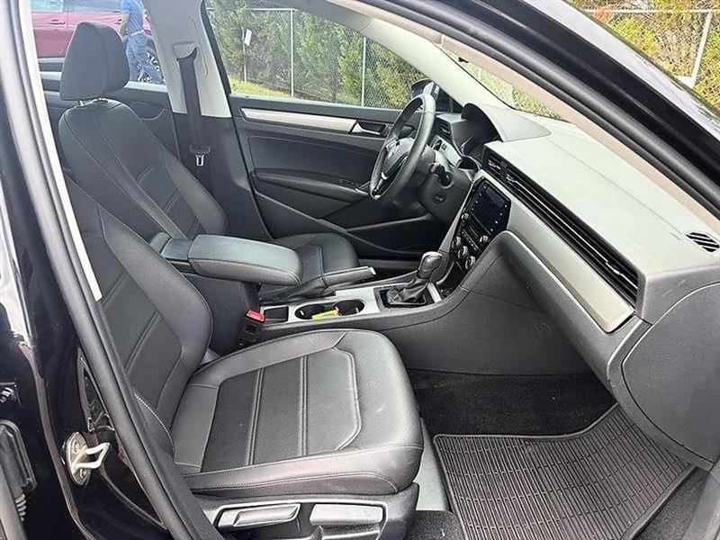 Volkswagen Passat  2021