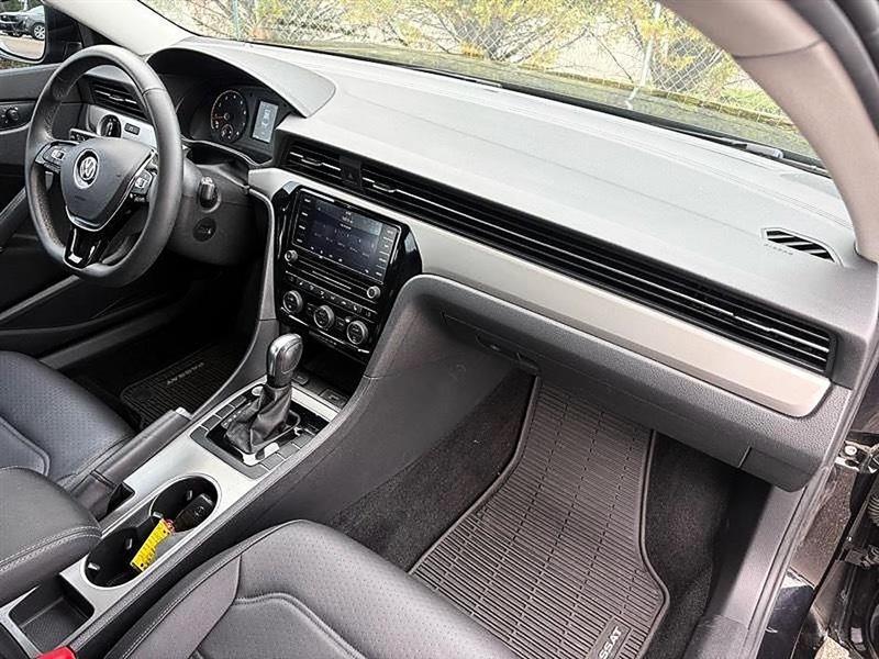 Volkswagen Passat  2021