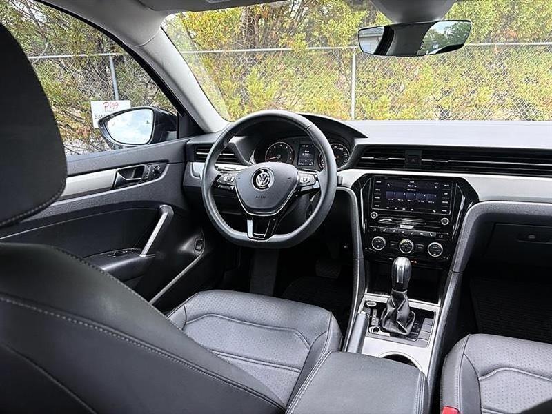 Volkswagen Passat  2021