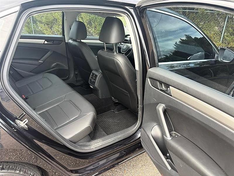 Volkswagen Passat  2021