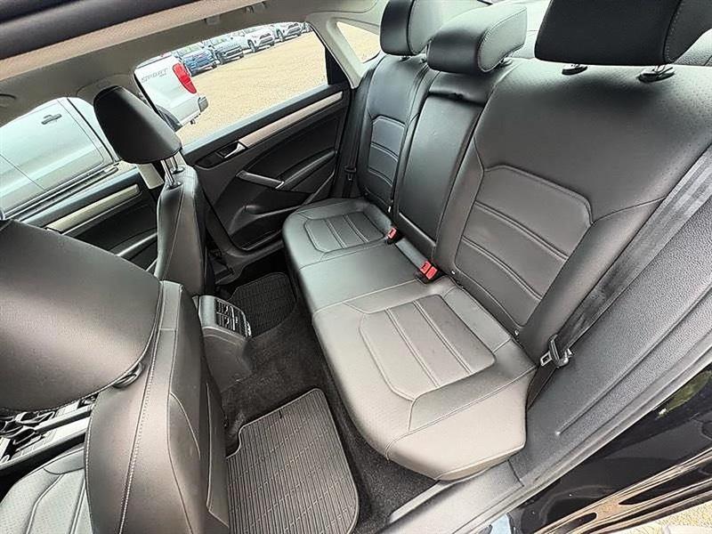 Volkswagen Passat  2021