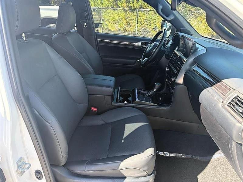 Lexus GX 460  2022