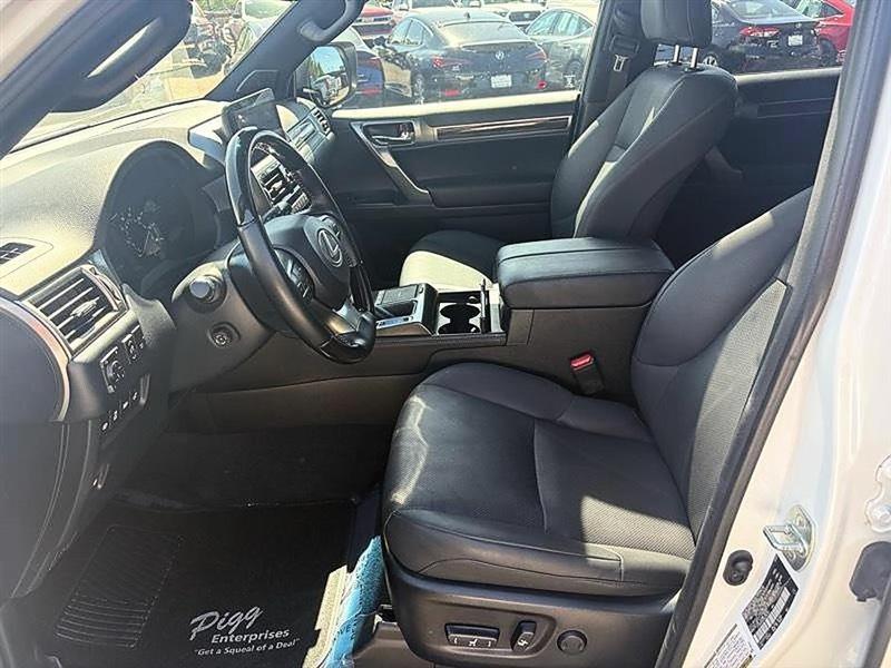 Lexus GX 460  2022