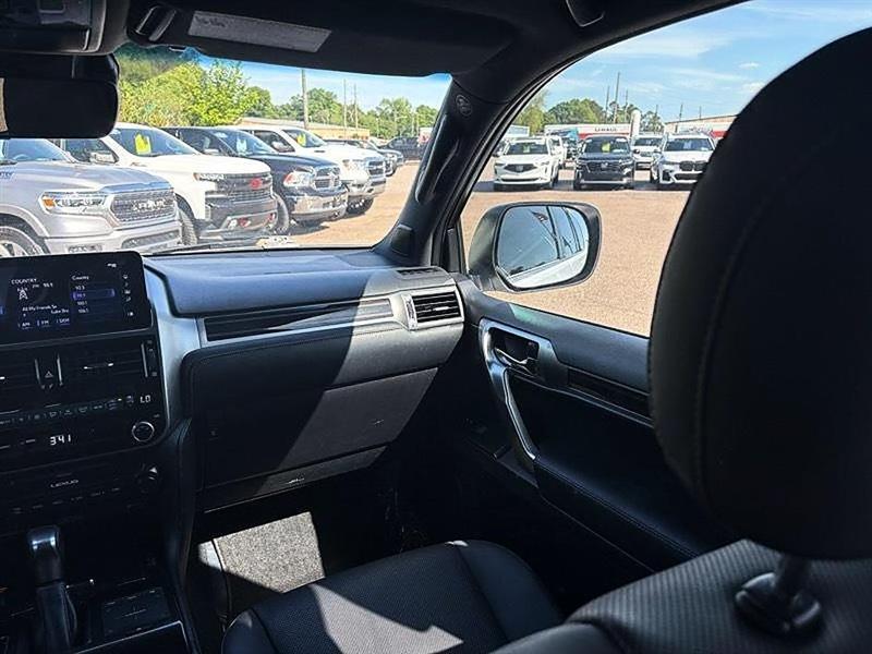 Lexus GX 460  2022