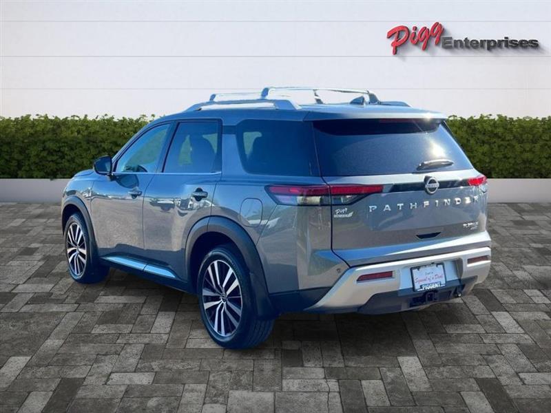 Nissan Pathfinder  2024
