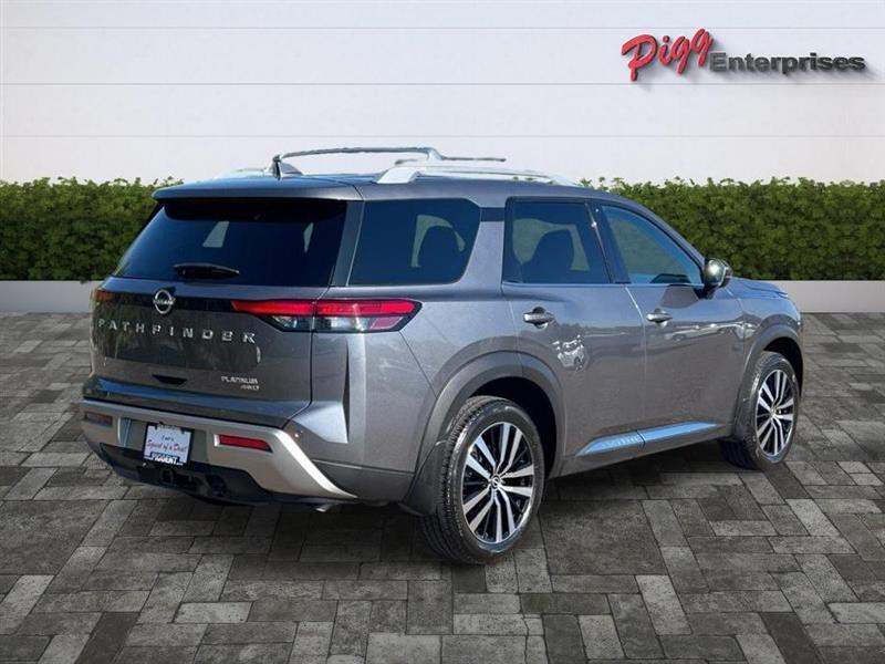 Nissan Pathfinder  2024
