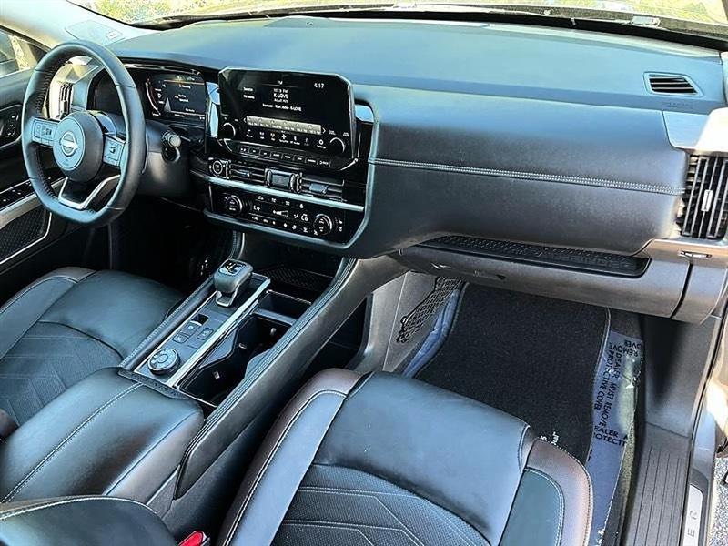 Nissan Pathfinder  2024