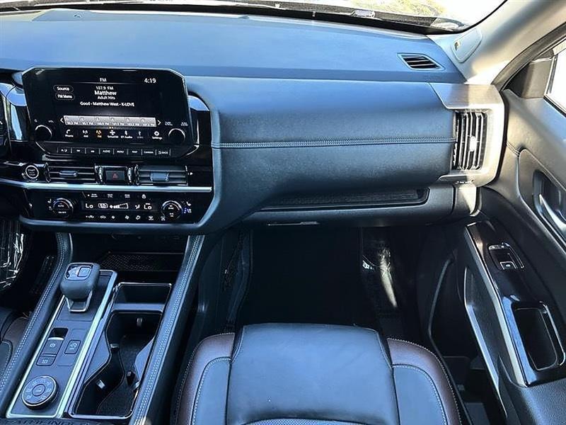 Nissan Pathfinder  2024