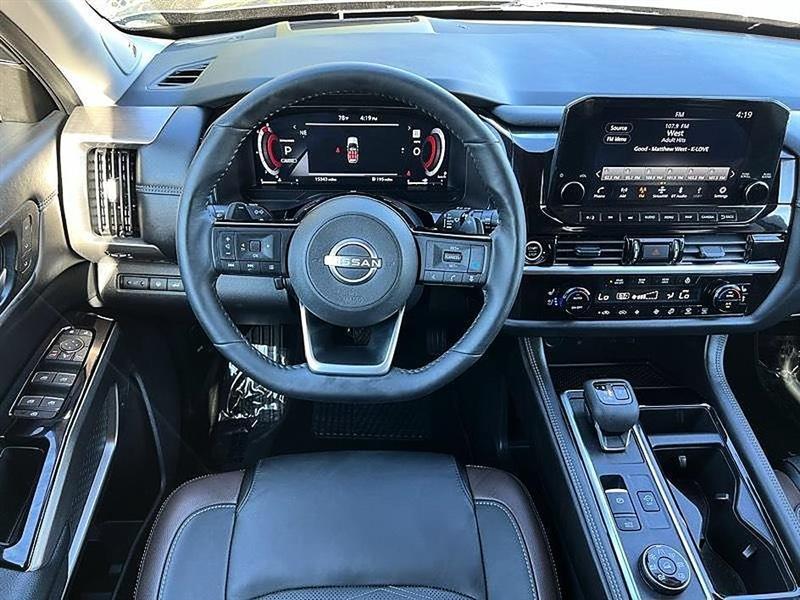 Nissan Pathfinder  2024