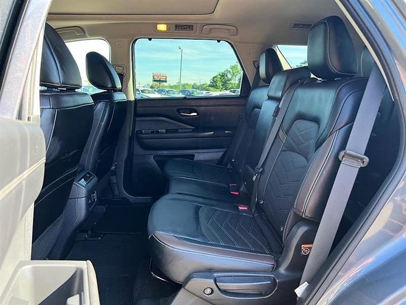 Nissan Pathfinder  2024