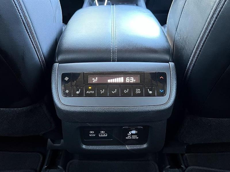 Nissan Pathfinder  2024