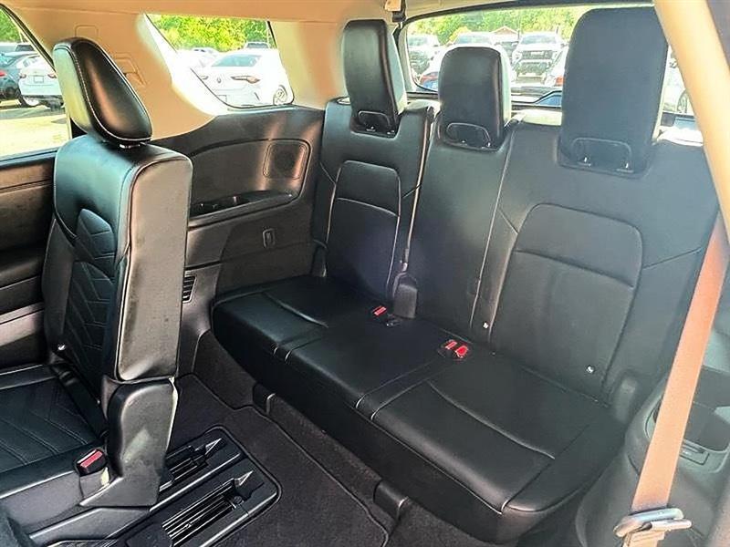 Nissan Pathfinder  2024