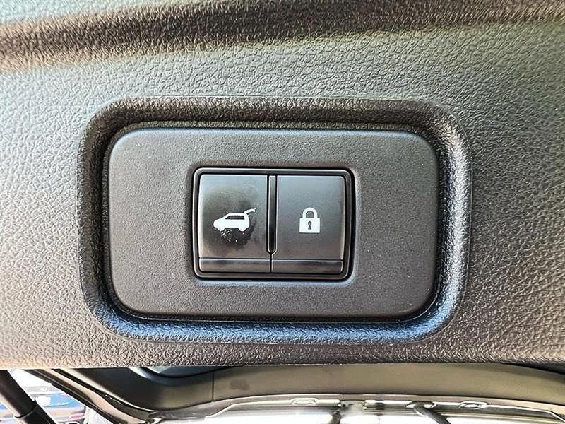 Nissan Pathfinder  2024