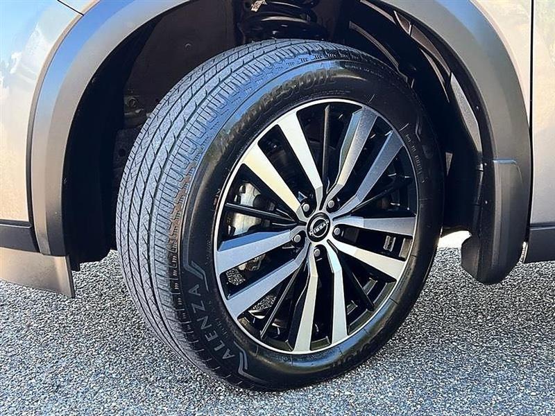 Nissan Pathfinder  2024