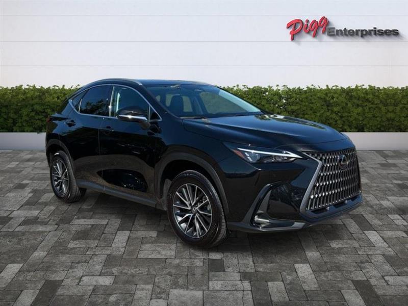 Lexus NX  2025