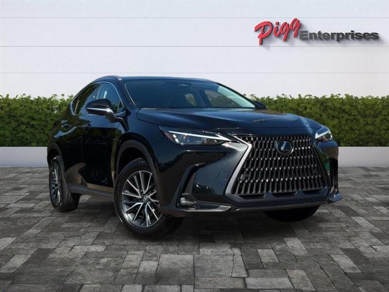Lexus NX  2025