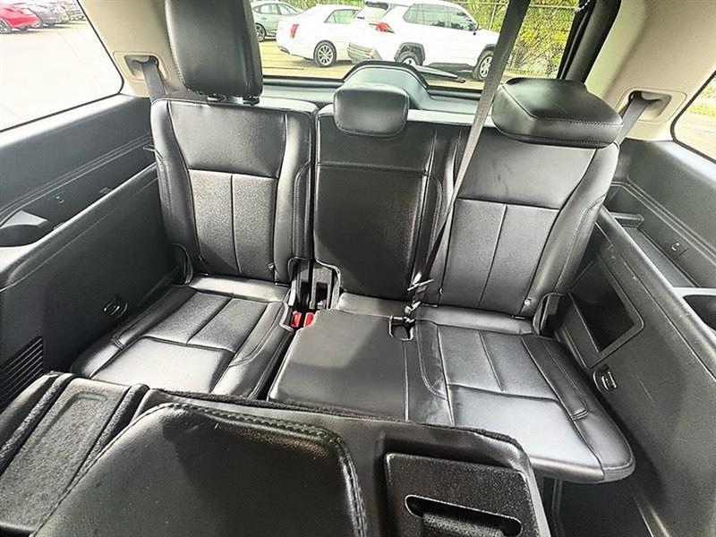 Ford Expedition  2022