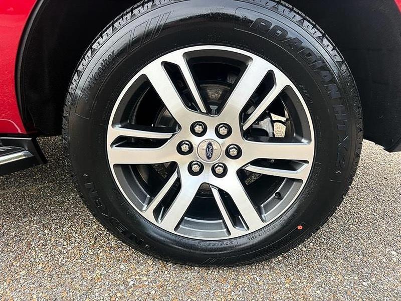 Ford Expedition  2022