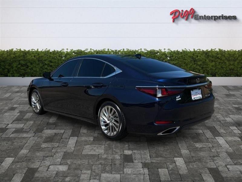 Lexus ES 350  2020