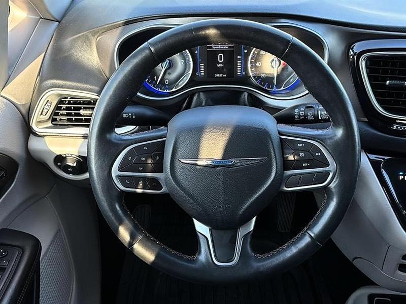 Chrysler Pacifica  2020