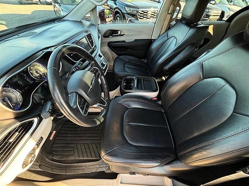 Chrysler Pacifica  2020