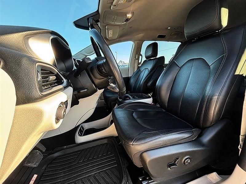 Chrysler Pacifica  2020