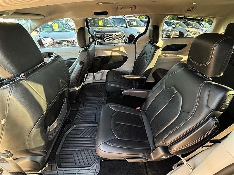 Chrysler Pacifica  2020