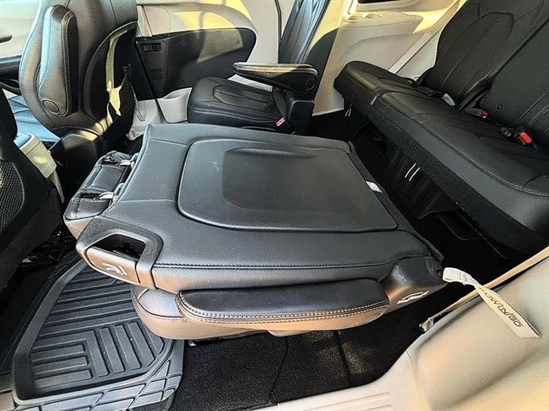 Chrysler Pacifica  2020