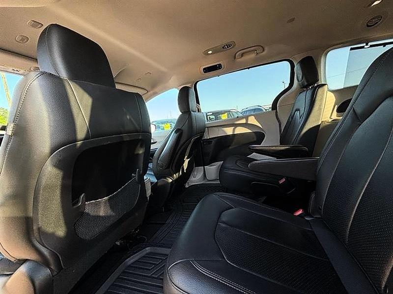 Chrysler Pacifica  2020