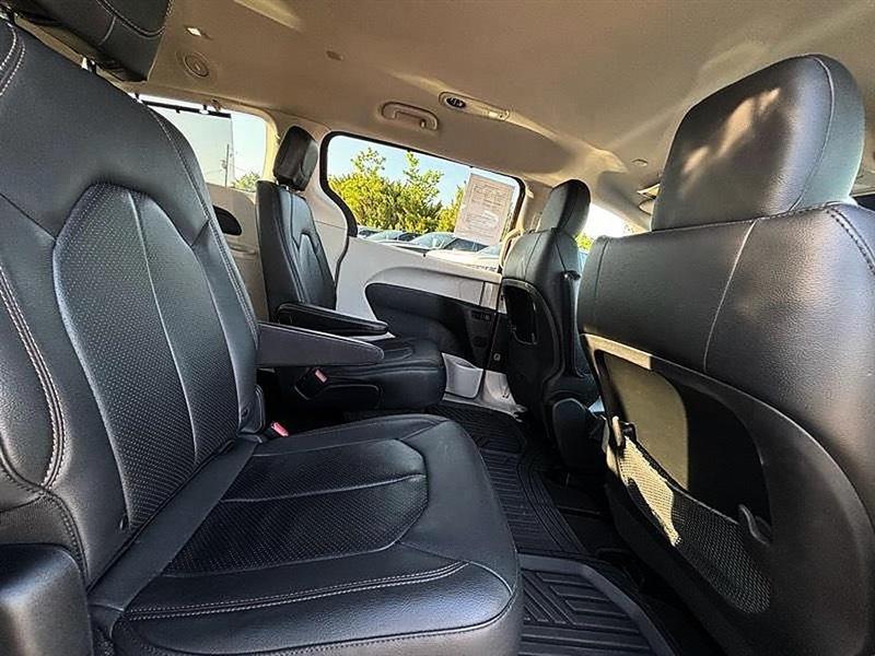 Chrysler Pacifica  2020