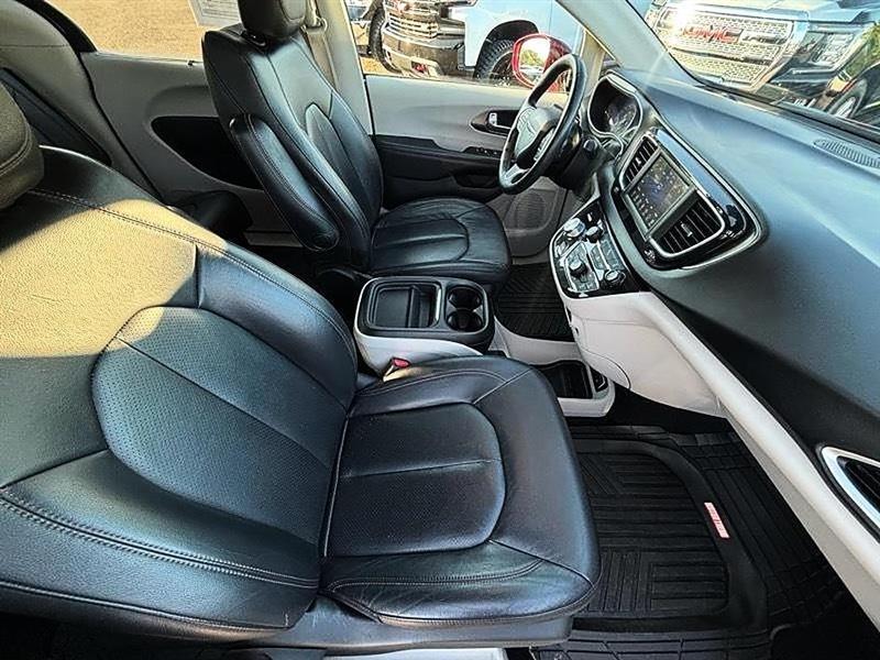 Chrysler Pacifica  2020